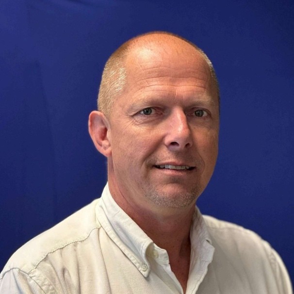 <h2 style="text-align: center;"><strong>Peter Vogel</strong></h2><h3 style="text-align: center;"><em>CEO</em></h3><p><br></p>