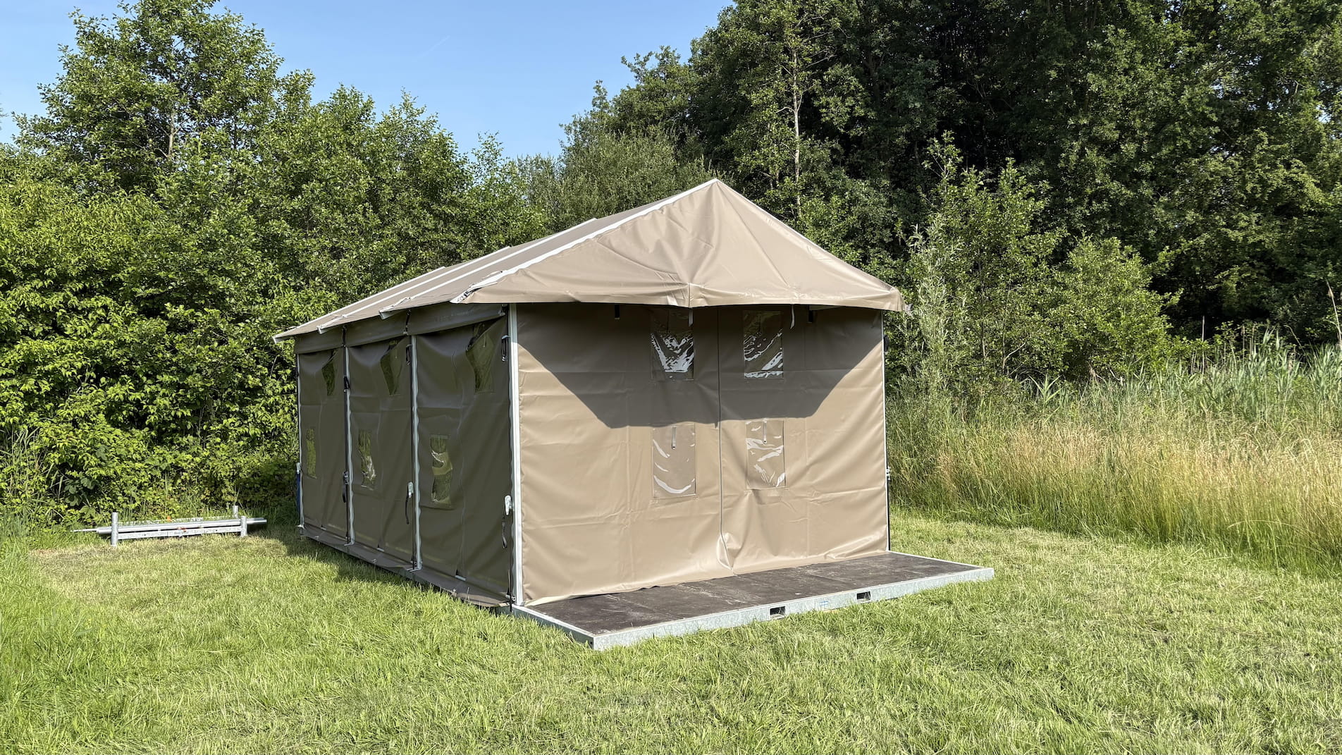 The Bed-Stay Hostel is our versatile sleeping solution for outdoor and indoor use.