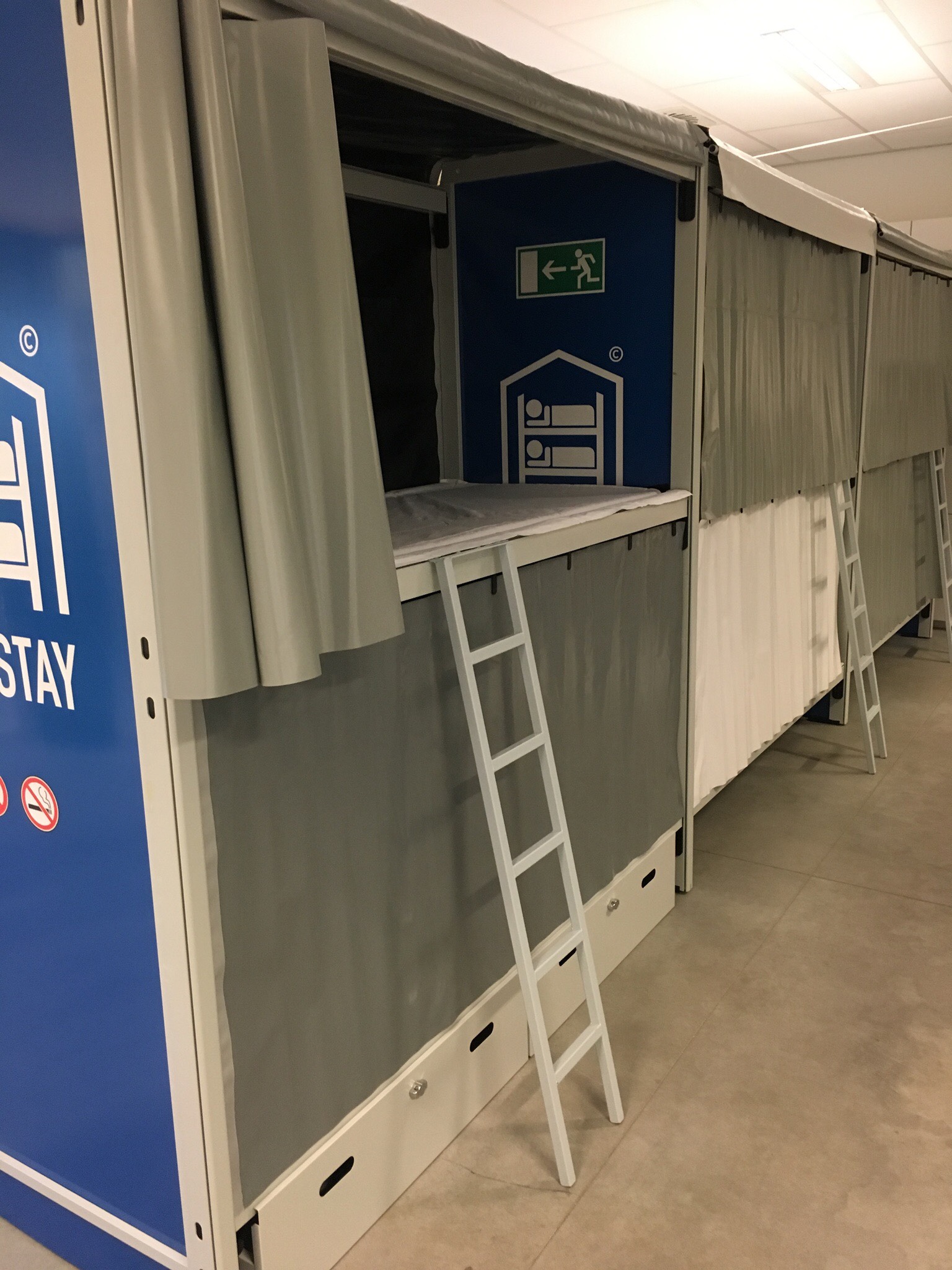 How The Sleeping Agency Housed 20 Tomorrowland Crew in a School Using the Bed-Stay System