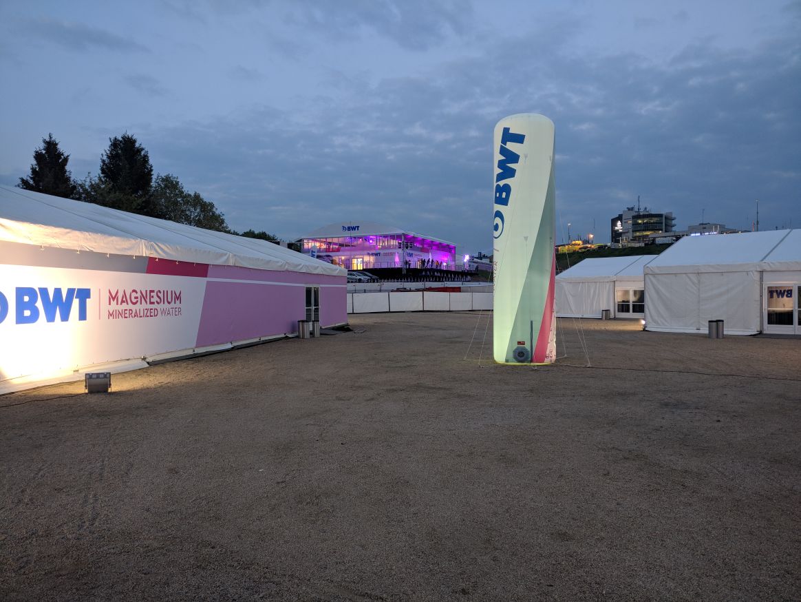 How Bed-Stay Cubes Brought Extra Comfort to the Nurburgring 24 Hour Race